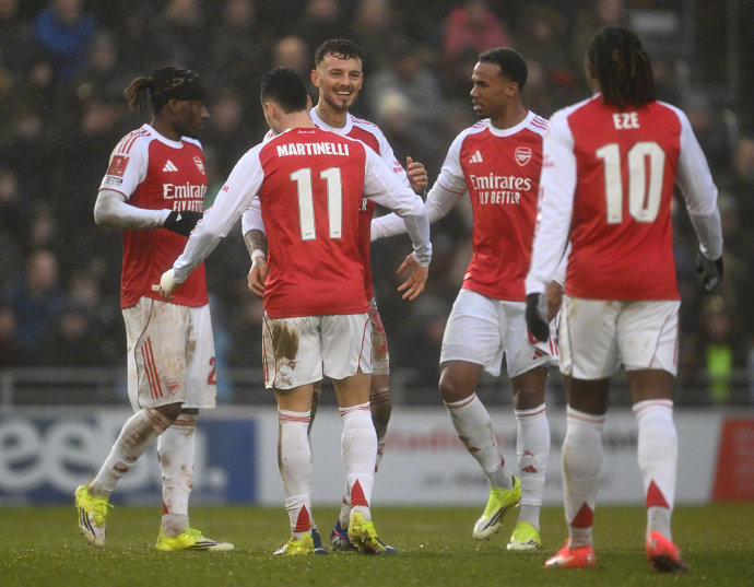 足总杯赛程吃紧，布莱顿国际比赛日门线救险，气氛紧张，资深球员宣示担当的简单介绍-九游官网